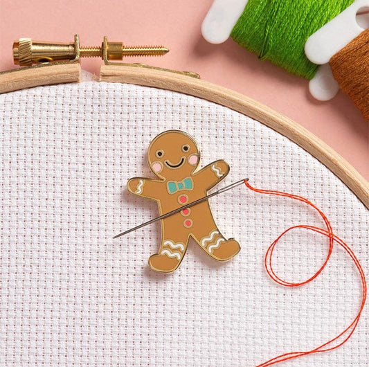 Gingerbread Magnetic Needle Minder